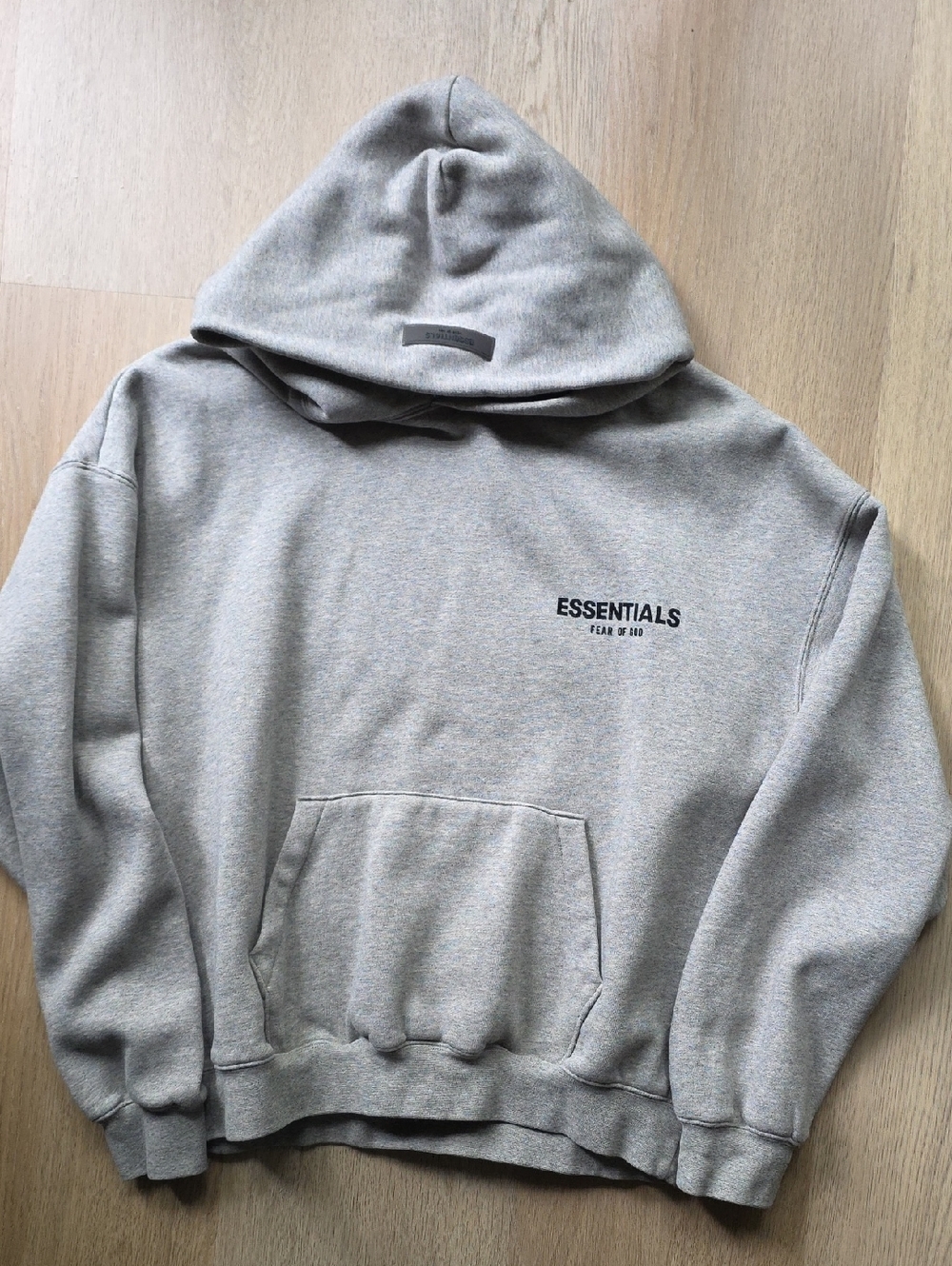 Essentials FEAR OF GOD sizE small Men's Grey Pullover Hoodie